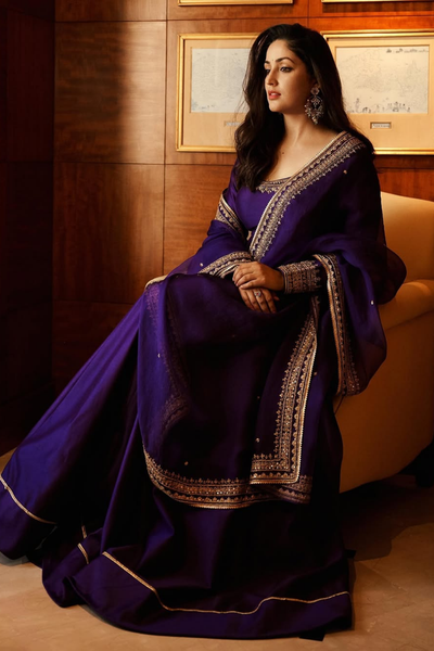 Yami Gautam in Parizia Anarkali