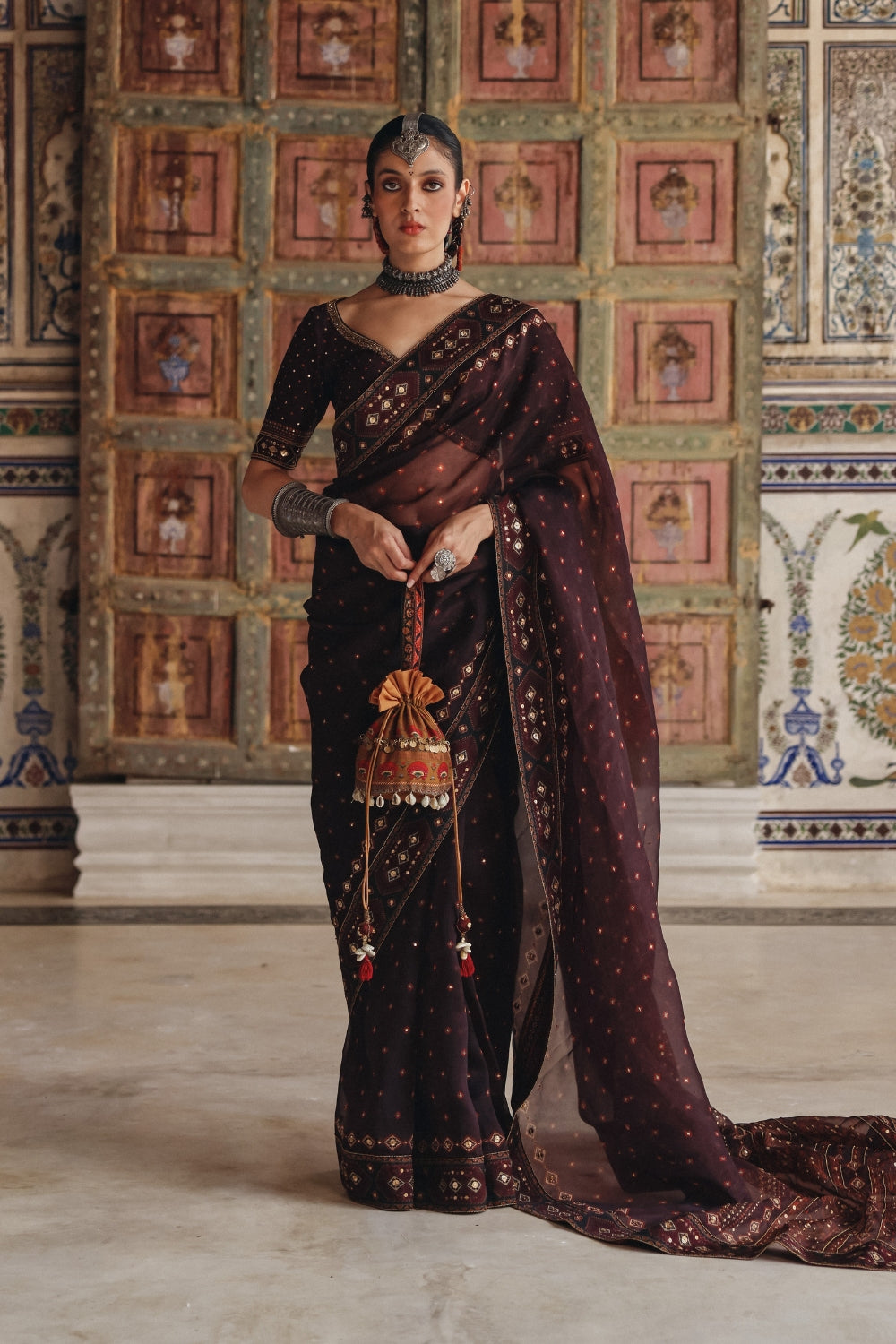 Uthira Saree