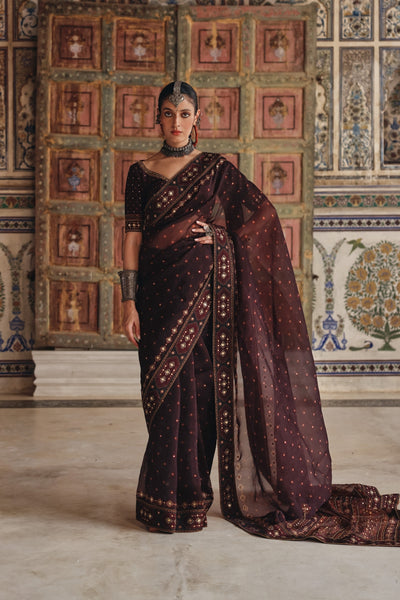 Uthira Saree