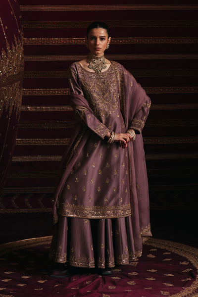 Keya Sharara Set