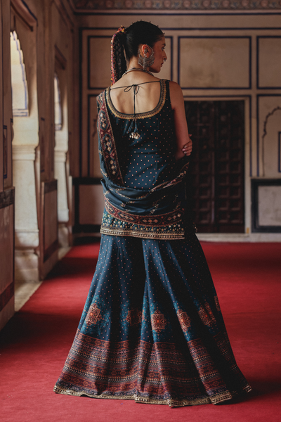 Rajvi Sharara Set