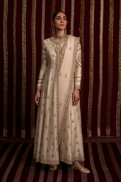 Varenya Jacket Set