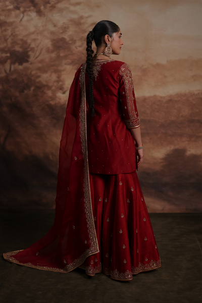 Suraiya Sharara Set
