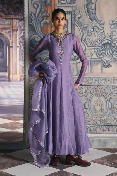 Dvija Kurta Set