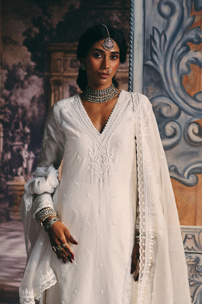 Akruti Kurta Set