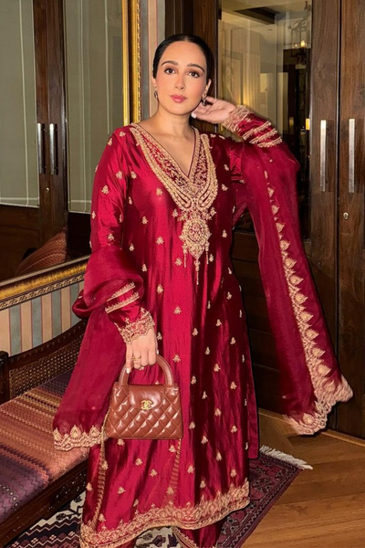 Sanjana Batra in Shifa Kurta Set
