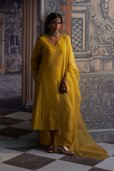 Bhumi Kurta Set