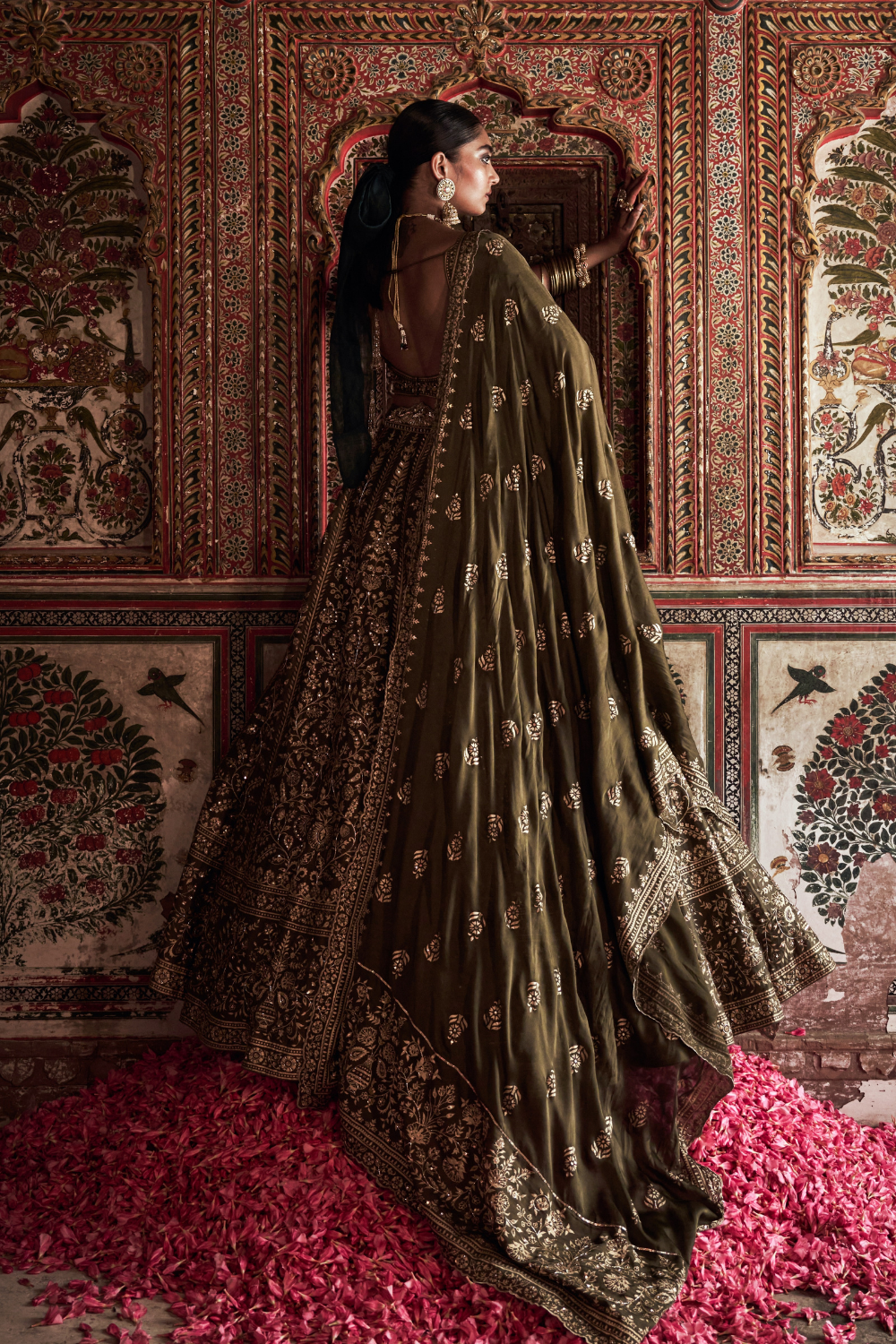 Kripali Lehenga