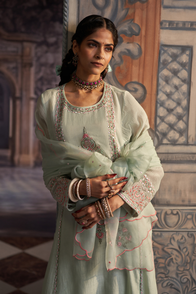 Jivanta Kurta Set