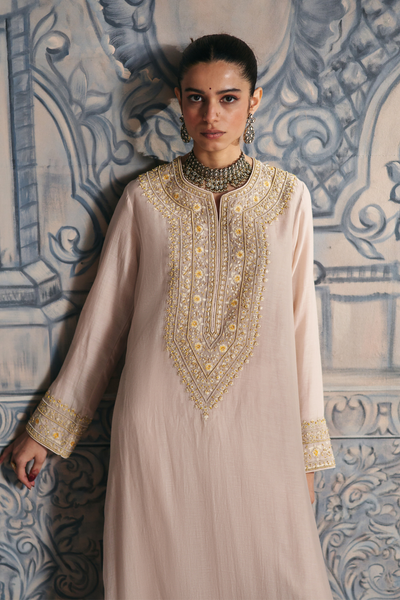 Vihana Kurta Set