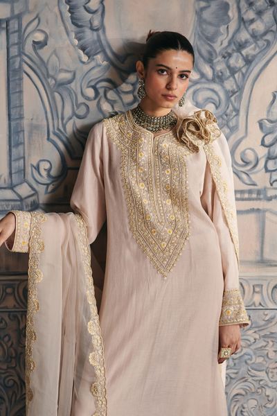 Vihana Kurta Set